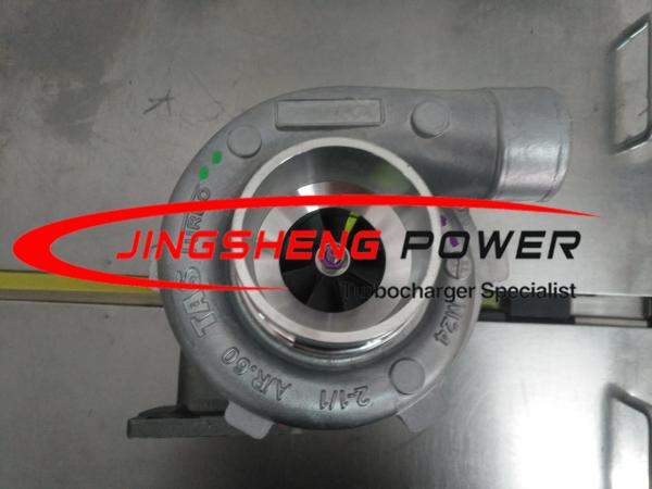 PC200-3 TO4B53 S6D105 Diesel Engine Turbocharger Excavator Parts 6137-82-8200