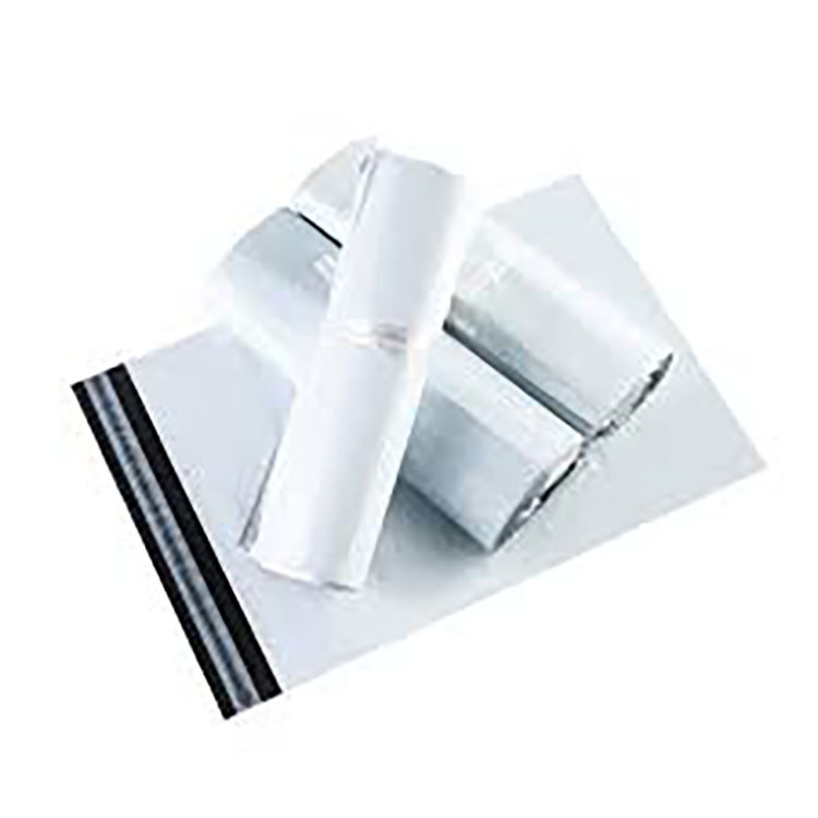 Recyclable Kraft Mailing Bags Durable Eco-Friendly and Tear-Resistant Perfect for Sustainable Shipping