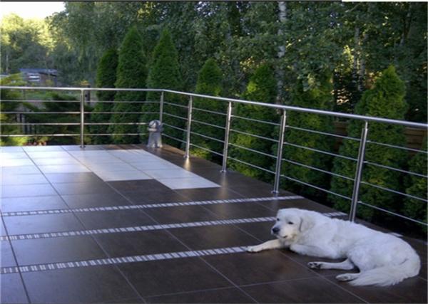 Outdoor Building Railing , 8mm SS316 Stainless Steel Rod Railing Anti Corrosion