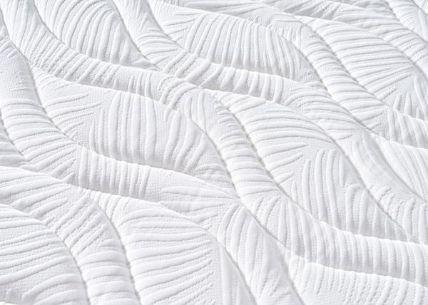 Thickened Pillow Top Home Furniture Twin Mattress Soundproof Anti Odorization