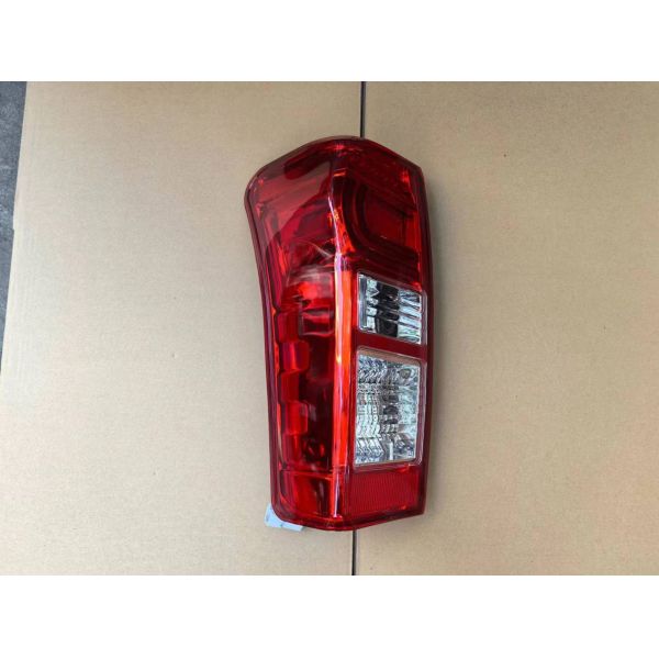 Dmax Rear Lamp 8982330912 Model Year 2015 Left Side Isuzu Pickup Electric Auto Parts Plug 5 Pins