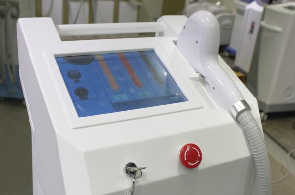 CE approval 70J/c㎡ 808 nm skin rejuveantion diode laser hair removal machine