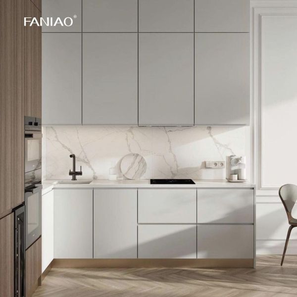 Высококлассный небольшой кухонный шкаф для апартаментов