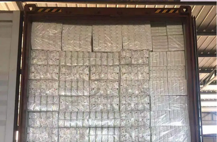 98% Reusable B Grade Baby Diapers Non Woven Fabric Material