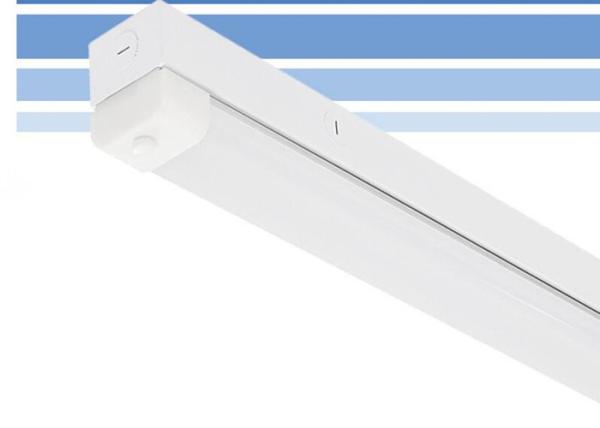 A instalação fácil linear montável da luz de tira 38W-120W da parede 2700K-6700K
