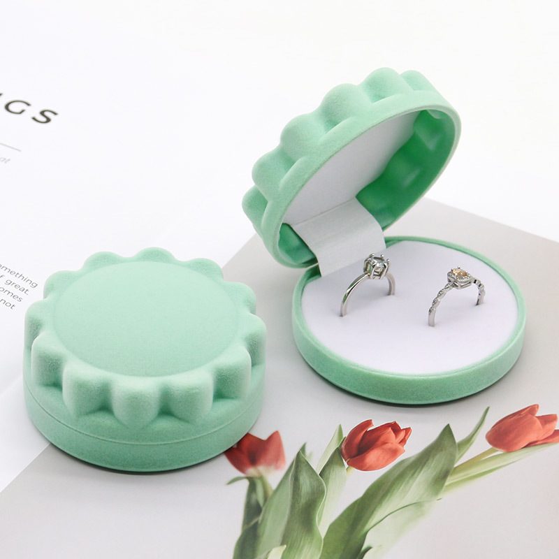 Simple Round Plastic Velvet Luxury Jewelry Box Set Large Double Ring And Earring Box Stylish