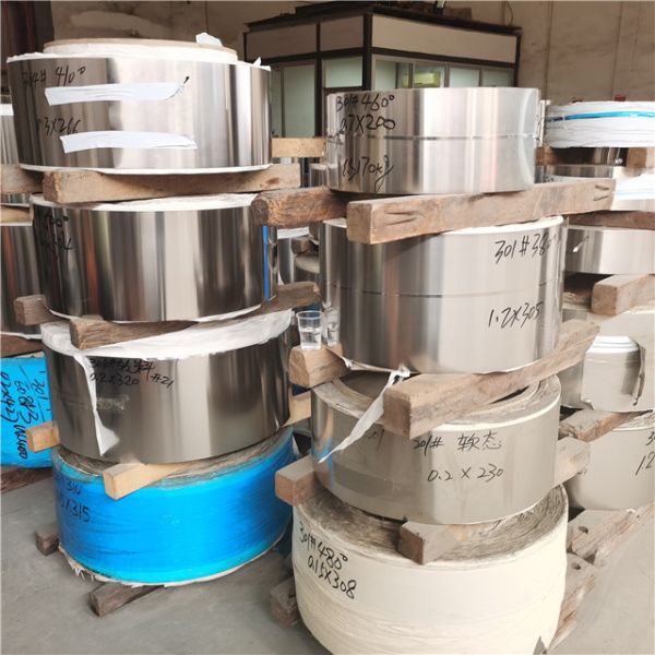 Hot Rolled Cold Rolled 2B Astm 304 Stainless Steel Coil Custom