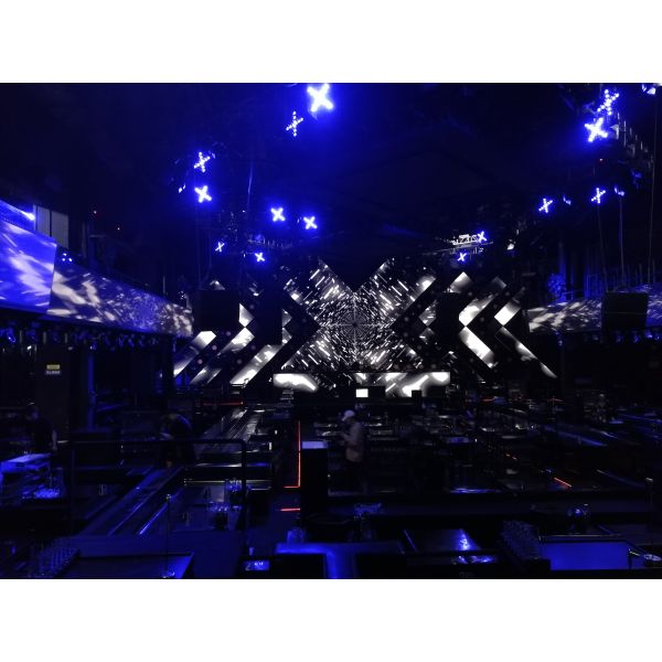 Lightweight Transparent LED Screen Display Video Wall 500*1000mm TRA-M PH10-10