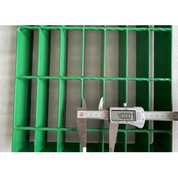 100mm Green Steel Grating for Fence and Wall Safety