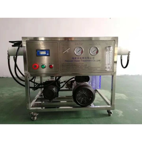 Yacht Fishing Seawater Desalination Plant , Vessel Boat RO Desalination System
