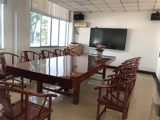 Стальная гидравлическая машина угла Notcher металлического листа угловая надрезая