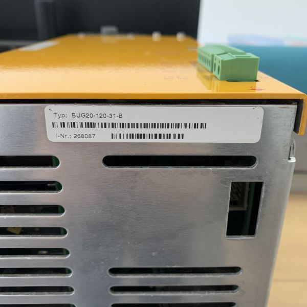 КОРМОВАЯ ЕДИНИЦА ЭЛЕКТРОПИТАНИЯ СЕРВОПРИВОДА BAUMULLER BUG20-120-31-B-010 ОСНОВНАЯ НОВАЯ