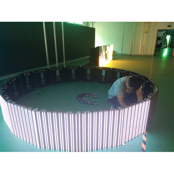 Крытым прокат приведенный прокатом фона экрана П3.91 изогнул шкаф 500кс500мм