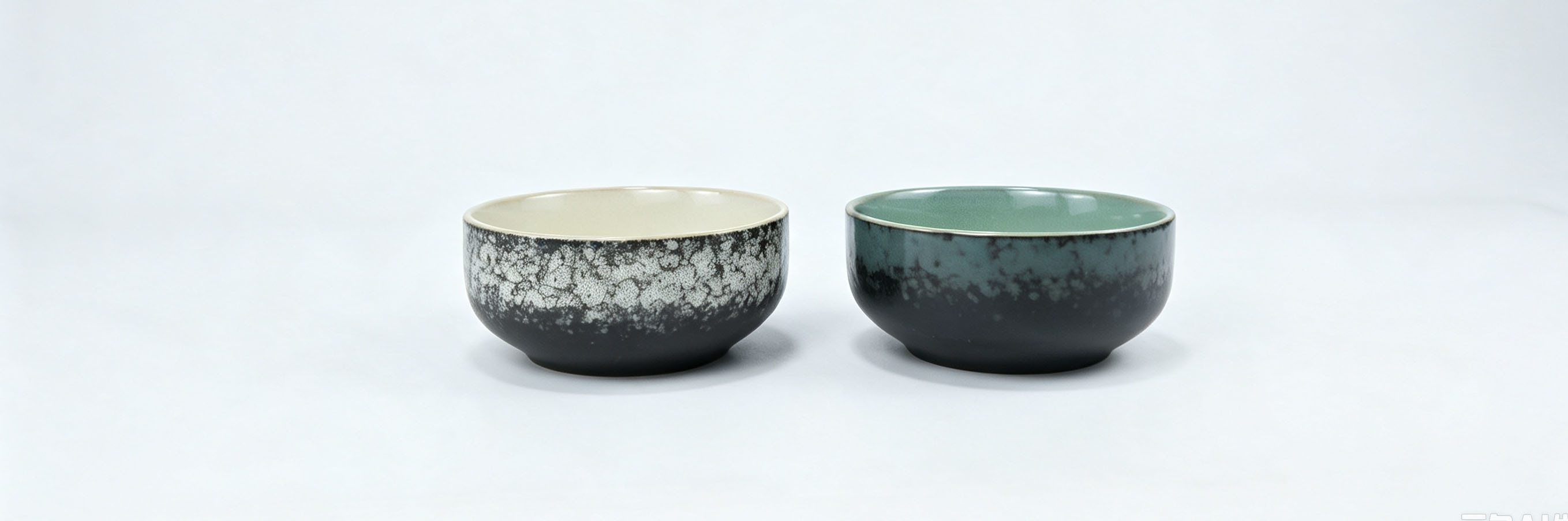 2‑Pack Reactive Glaze Ceramic Bowls, Rustic Speckled Round Serving Bowl Set