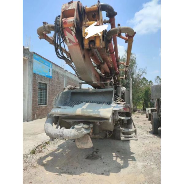 High Productivity Green 2010 Cifa 41m Concrete Pump Truck Pump Original Condition