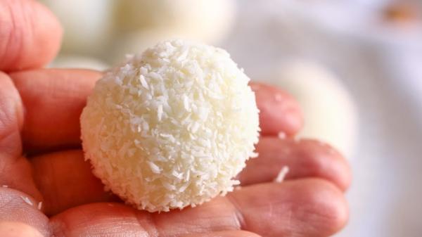 Multifunctional Energy Ball Rolling Machine 1.5KW Coconut Date Ball Rolling Machine