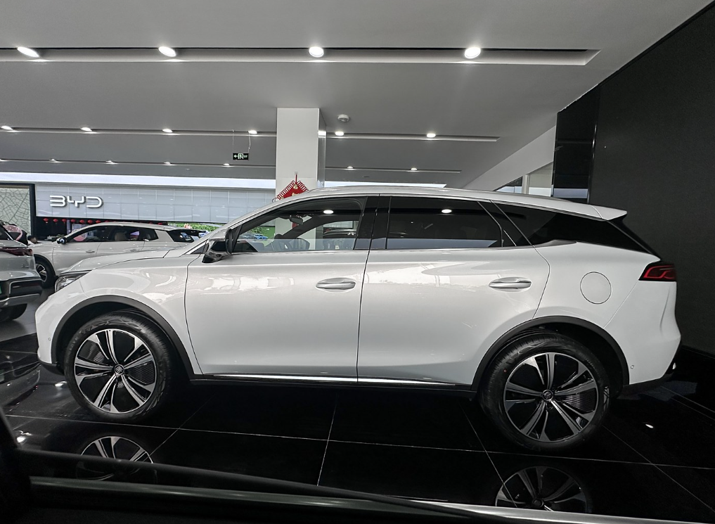 2024 BYD Tang SUV 7-местный электромобиль для взрослых Тип аккумулятора Тернарный литий-ионный аккумулятор