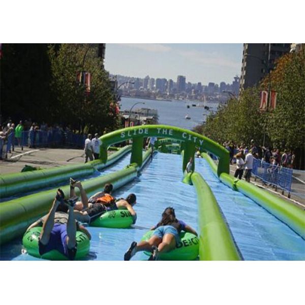 Огромная коммерчески раздувная майна выскальзования и скольжения двойная в пинке