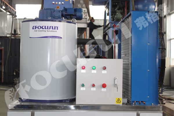 2200*1050*1550 мм Флейковый ледоколь Машина для охлаждения воды для рыболовных судов