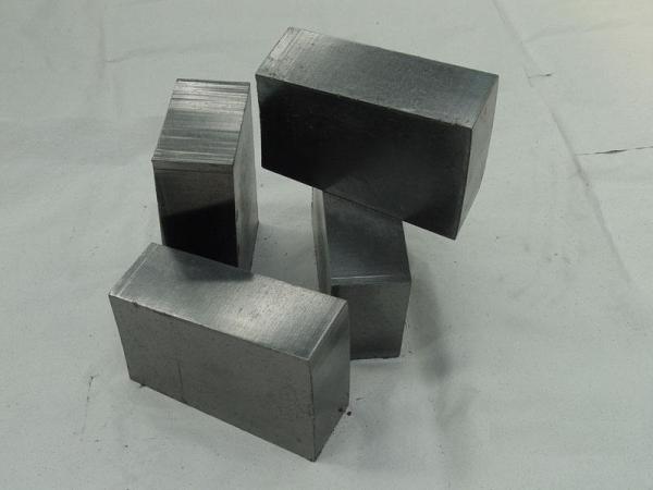 Refractory Material Rebonded Magnesia Bricks For Refractory Tunnel Kilns