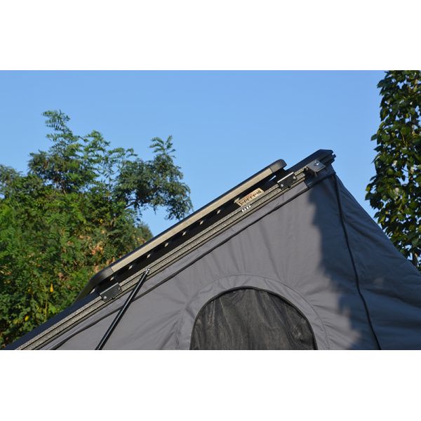 Discover the Perfect Four-Season Tent One Bedroom Pop Up Aluminium Roof Top Tent with Roof Platform
