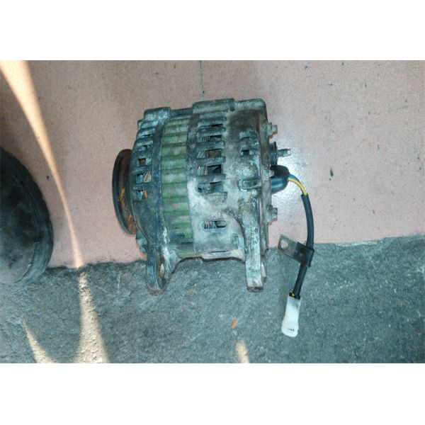 Альтернатор 12V 55A 4TNE84 4TNE88 подержанный для экскаватора PC40 Yanmar55-7 119620-77201