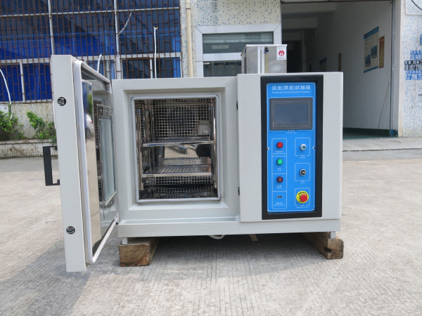 Desktop Type Constant Temperature Humidity Test Chamber Touch Screen Controller