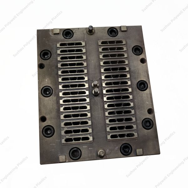 Plastic Extrusion Mold Tool For Thermal Barrier Strips Tape Extruding Mould
