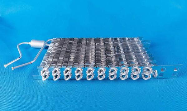 Evaporator Aluminum Fin Heat Exchanger / Finned Tube Type Heat Exchanger