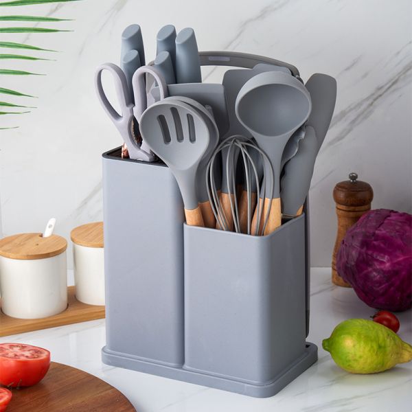 19 Pcs Wooden Handle Silicone Kitchenware Set for Cooking Tools and Stocked Restaurant