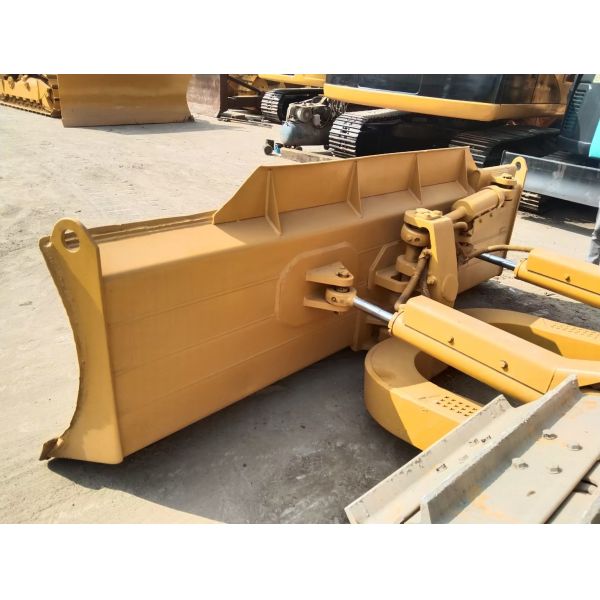 CAT D5H Used Bulldozer Low Hours Good Undercarriage 140HP 104kW
