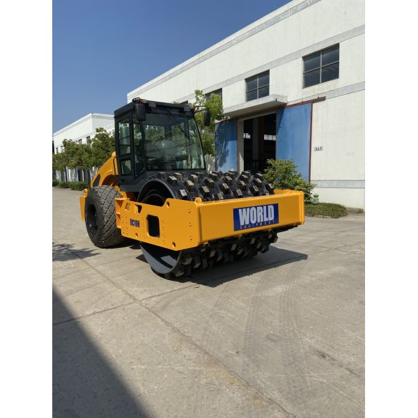 1500 мм барабанный вибрирующий дорожный ролик с двигателем Cummins 4BTA3.9-C125