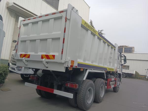 30-40 Tons RHD 10 Wheels Tipper Dump Truck SINOTRUK Haohan For Construction White
