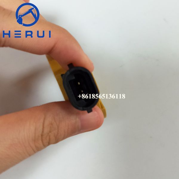 Válvula de solenoide 312-5620 Válvula electrónica de solenoide para bomba de combustible 320D 326-4635 C6.6 C6.4 3125620 29370360