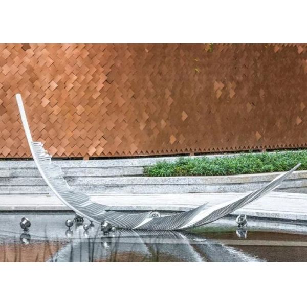 Handmade Feather Outdoor Pool Sculptures Stainless Steel 3D Metal Art Sculpture