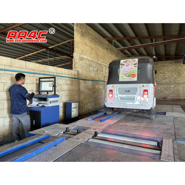 2&3&4 rodas EV motocicleta Tester centralizado com força de travagem Tester eixo carga pesagem velocímetro pinça de roda