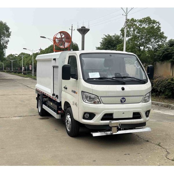 4.5 Tons Pure Electric Road Maintenance Vehicle Equipped With Special Devices