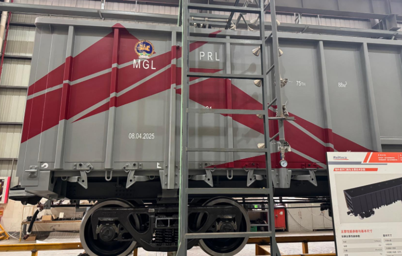 Railway RTH62 Bottom-Discharge Open Top Wagon