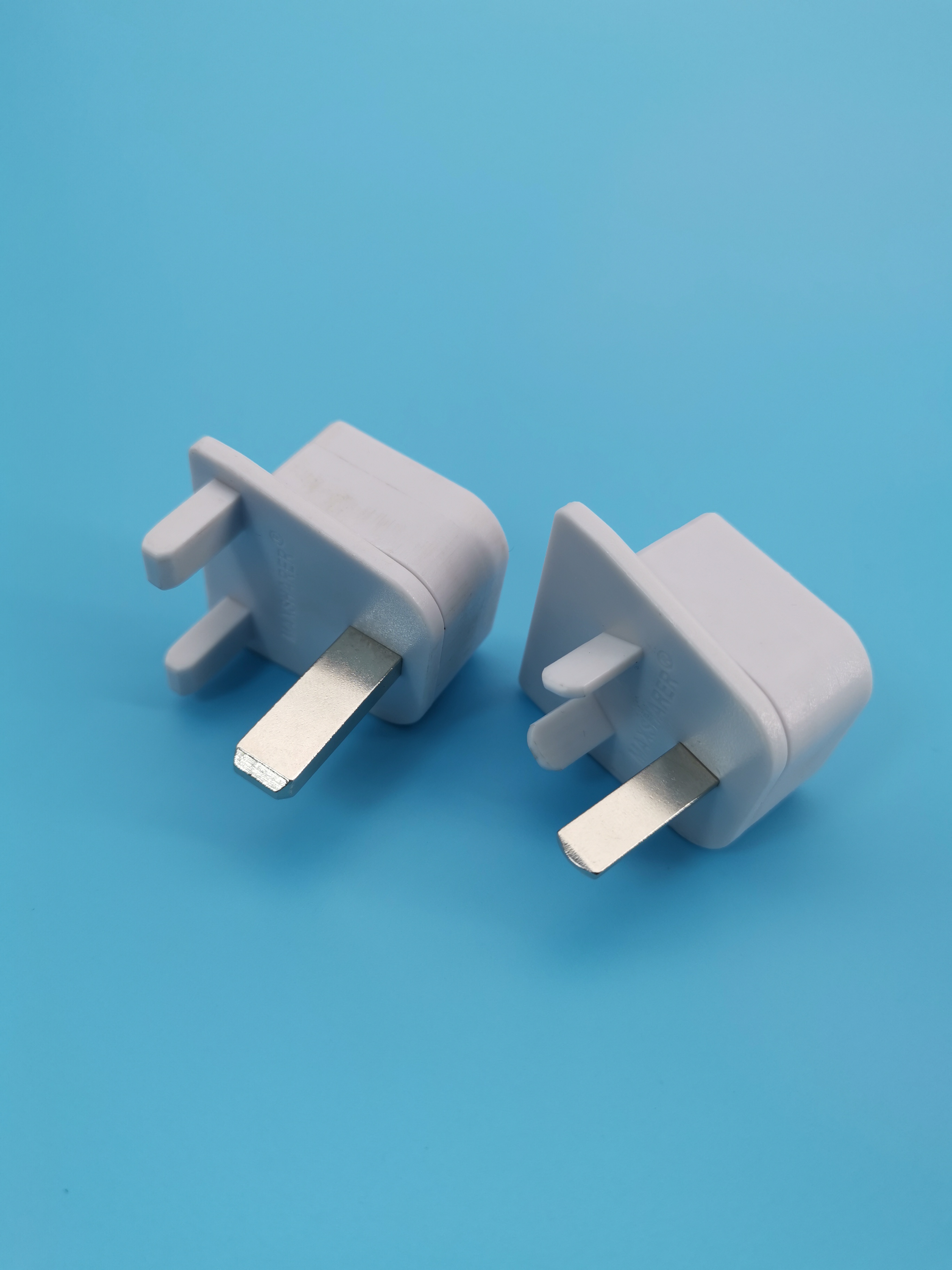 Sales Promotion High Quality Adapter for Grounding American USA UK EU AU Plug Adapters