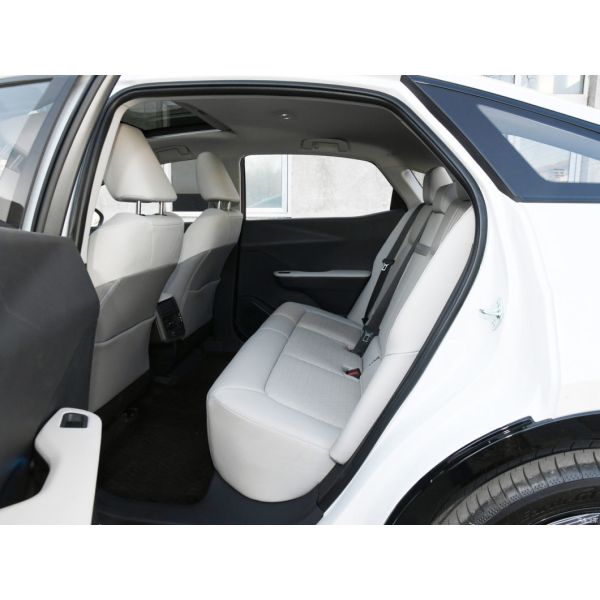 Online/Local After-sales Service Toyota Bz3 2023 616km Long-Range Electric Sedan