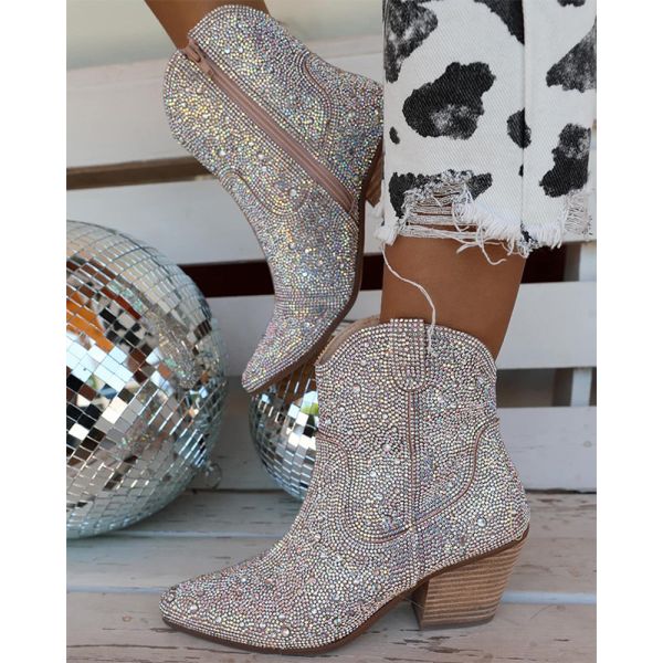 Leather Womens Footwear Shoes Round Toe Shape Lightweight Comfortable