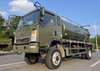 Camion de vide d'égout de Sinotruk HOMAN 4x4 Off Road 8000L