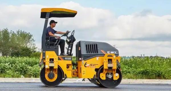 Roller de estrada oficial 6032E, LIUGONG Rentabil Double Drum Vibratory Road Roller com alta eficiência de venda quente
