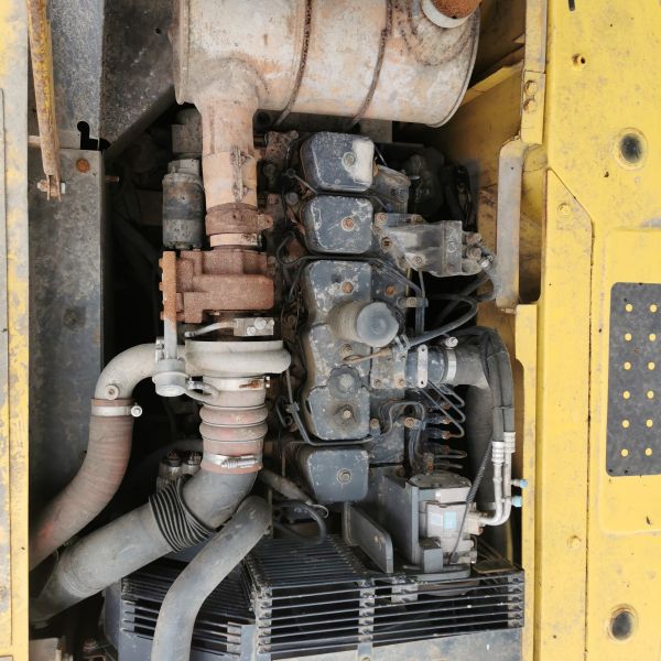 Шанхайская эксплуатируемая экскаватор Kumatsu PC200 PC220 PC240 с оригинальным гидравлическим насосом 20 тонн