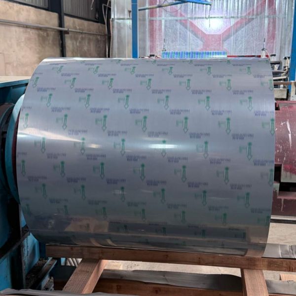 1050 Color Coated Aluminum Coil PE PVDF Coated Topcoat Thickness 20-28 Microns