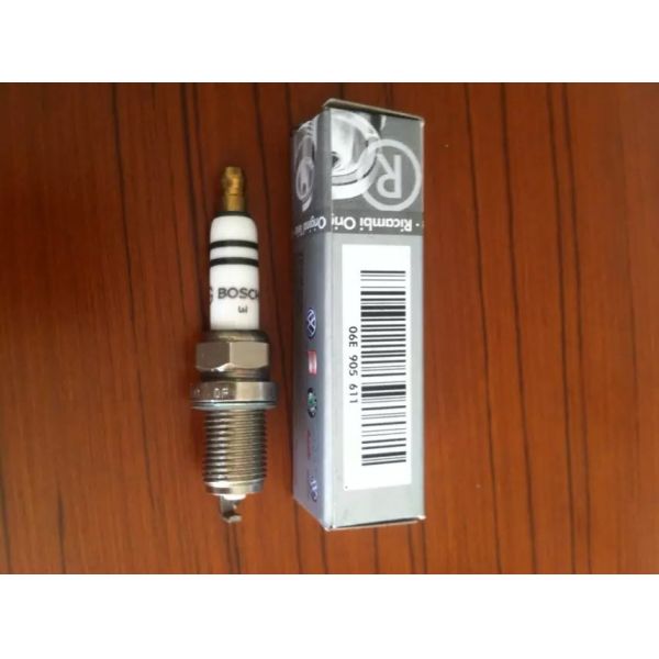 OEM Car Spark Plug Fit Audi Original A3 1,8L 06H905604 Germany Car Iridium Sparks