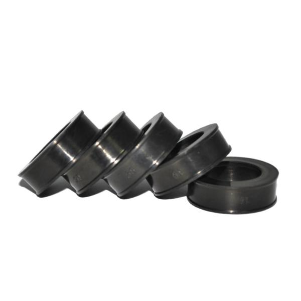 450C Molded Automotive Wiring Grommets NR Rubber Grommets For Cars