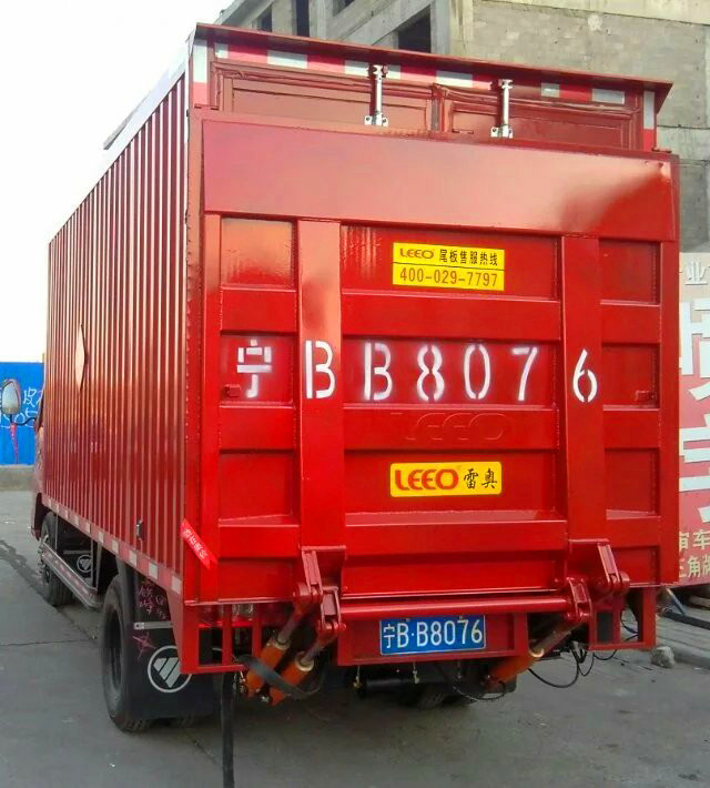 Lifter кабеля тележки 1350MM Гидравлическ Van Tailgate Lifter 2.5KW автоматический
