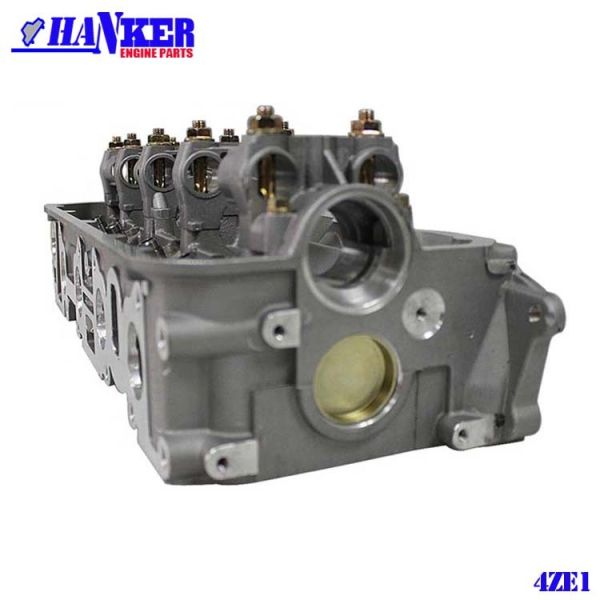 Материал чугуна 8970236740 головки цилиндра 8-97023-674-0 Isuzu 4ZE1
