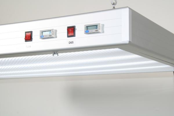 CC120-W D65 AC220V TL83 Hanging Light Box Printing Color Light Table